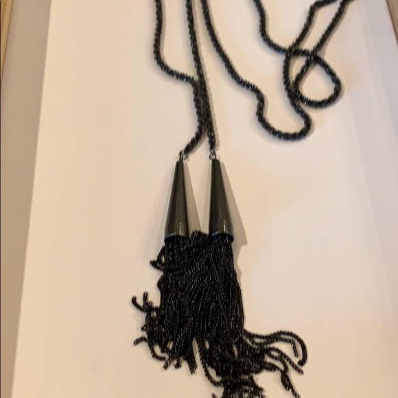 Kendra Scott necklace - Picture 3 of 3